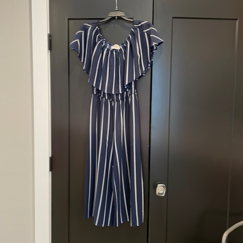 Navy/White striped Everly jumpsuit- can be worn on or off shoulders! Size S
